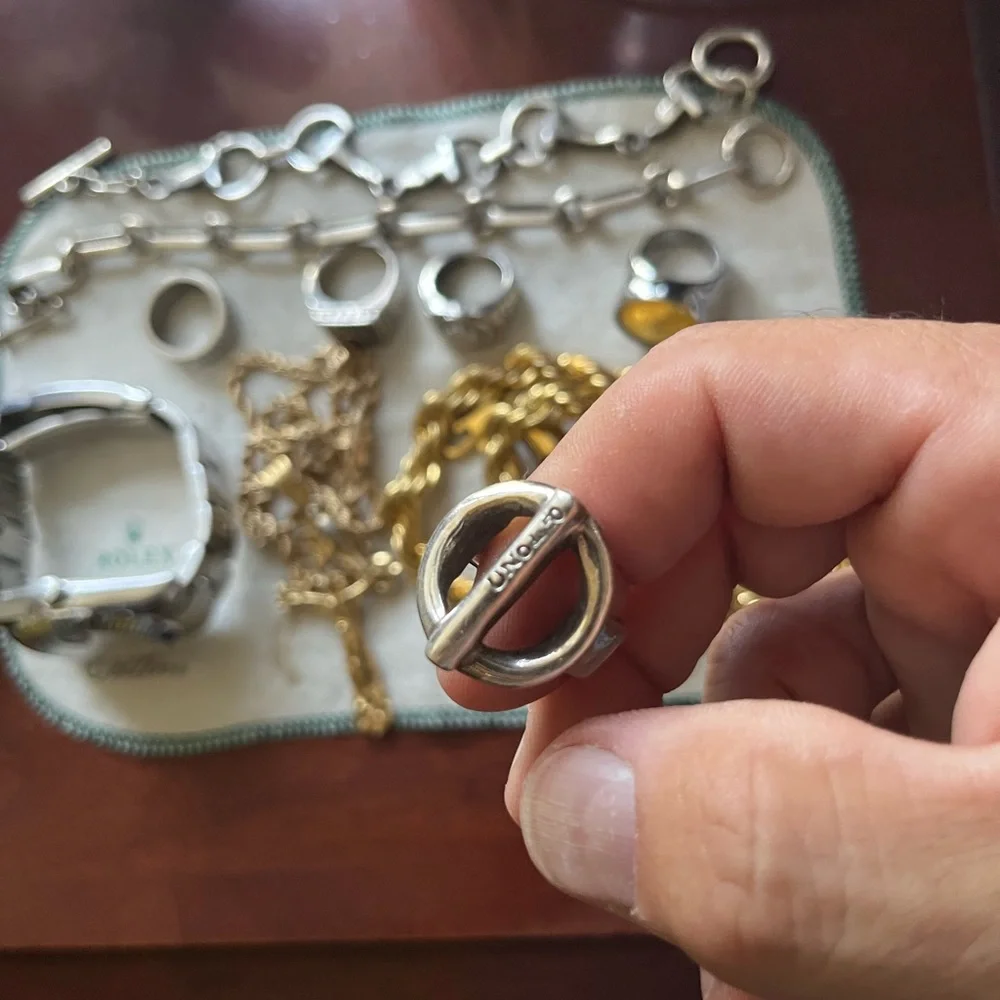 Beautiful Uno de 50 unisex ring size 8. Hand made in Spain. These are rare!